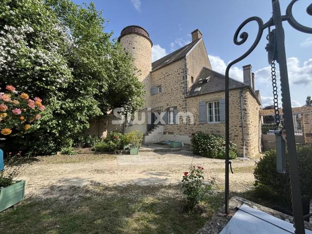 Maison de charme avec pigeonnier 2 h 30 de Paris aux por. 174m² Cussy Les Forges