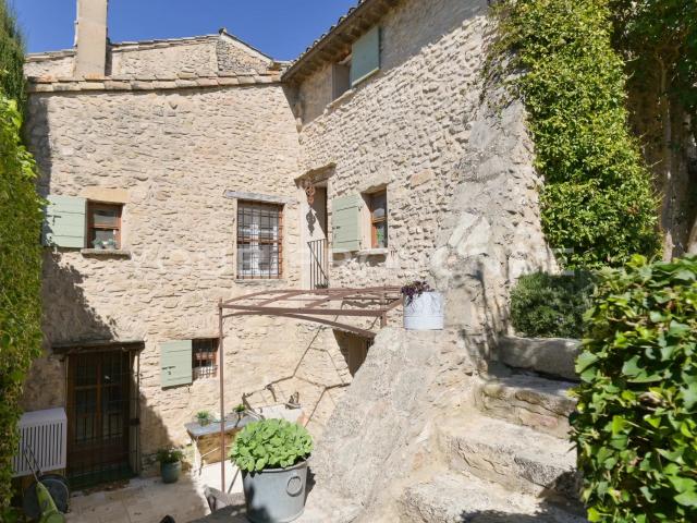 Maison De Charme Avec Piscine 115m² Lagnes