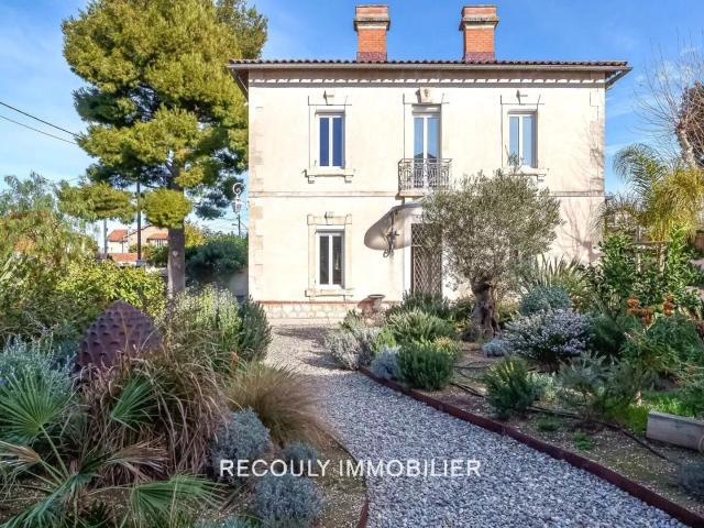 MAISON DE CHARME AVEC PISCINE MAZARGUES 13009 MARSEILLE