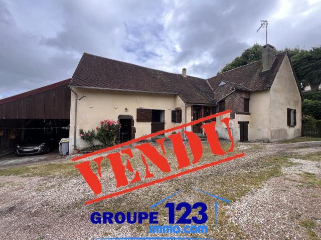 Maison de charme à Merry la Vallée, 95 m2 sur un terrain de. 95m² Merry la Vallée