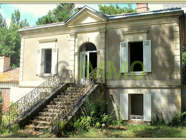 Maison de charme à rénover | 265 m² | 13 800 m² de terrain