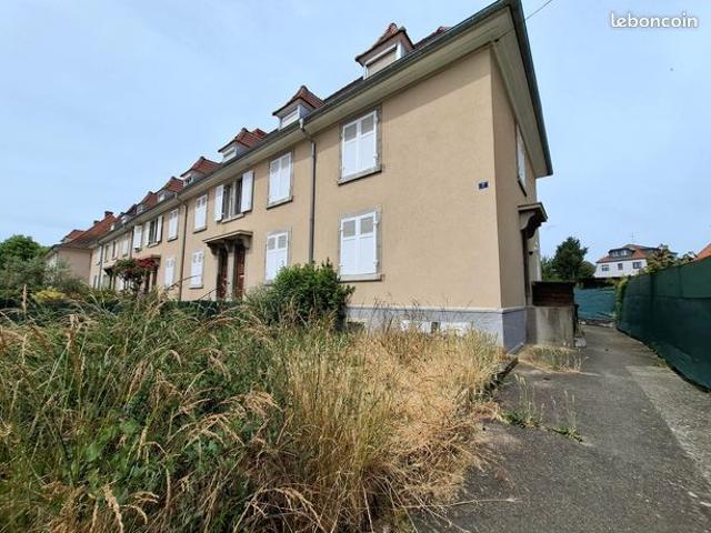 Maison de charme à rénover avec jardin et combles aménagés Beau potentiel aux portes de Colmar