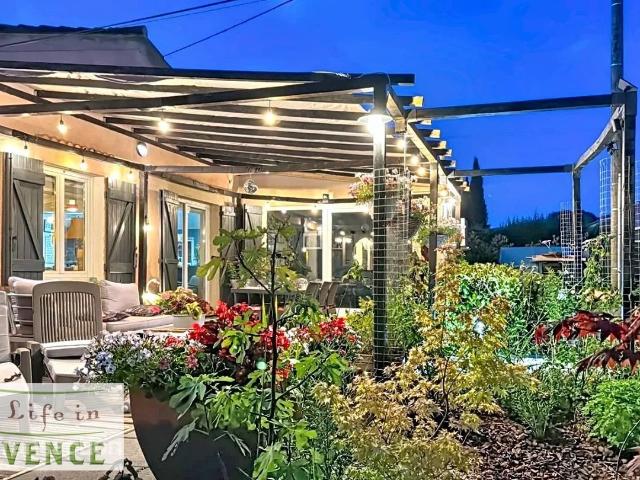 Maison de charme dans un Cadre Bucolique proche d'Entrecasteaux