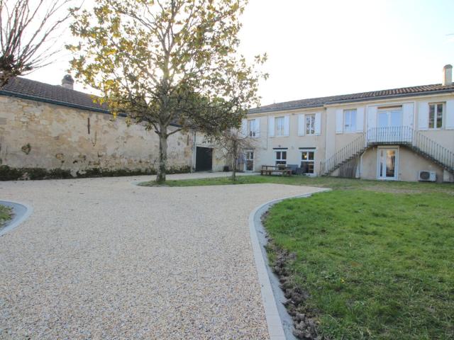 Maison de charme de 4 chambres aux portes de bordeaux