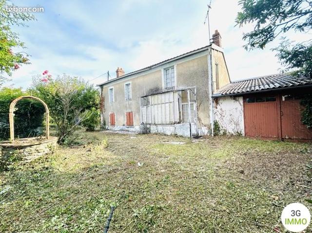 Maison de charme en pierre | Jardin et dépendances | Moncontour