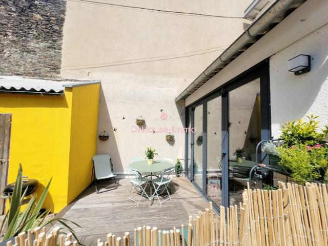 Maison de charme en second rideau avec terrasse et caveau près du Jardin des Plantes