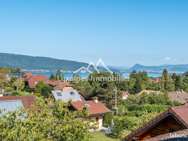 Maison de charme rénovée à Talloires, à quelques minutes du lac d'Annecy