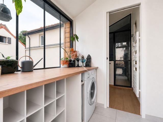 Maison de charme rénovée avec dépendance et fort potentiel d'évolution