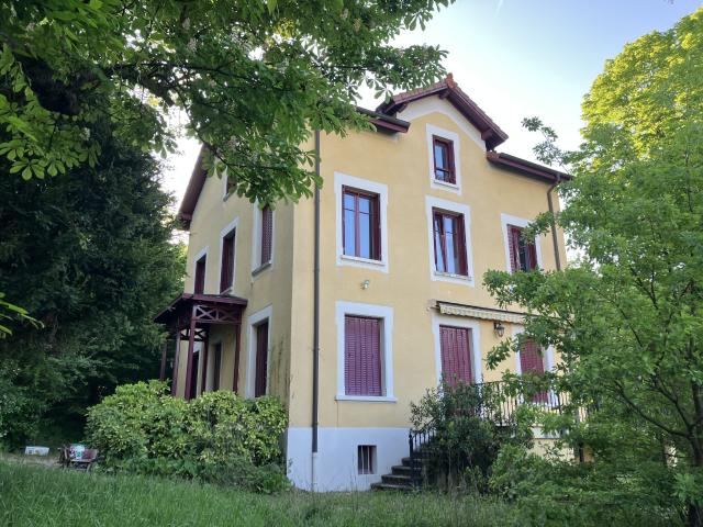 MAISON DE CHARME