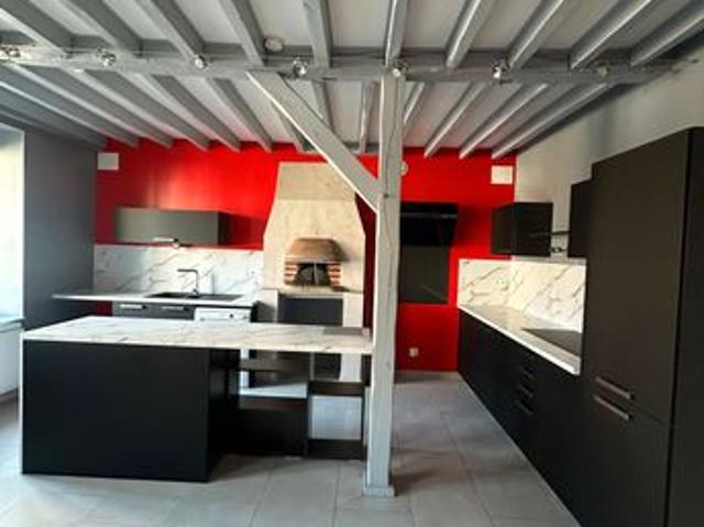 MAISON DE CHARME 114m2 ENTIEREMENT RENOVEE ET TERRAIN ATTENANT 335m2