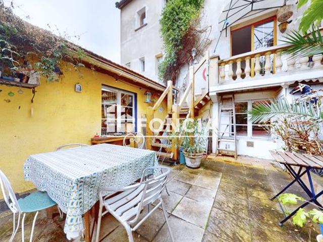 Maison de charme 4 chambres garage jardin dependance parc