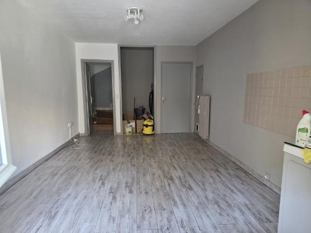 Maison De Bourg 100M2 69m² Malauzat