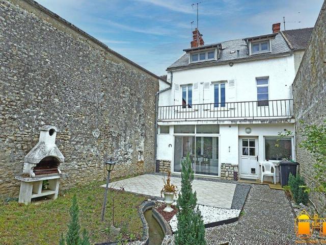 Maison de bourg 172m ²