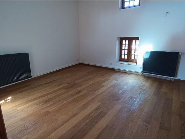 Maison de bourg 55.68m ²