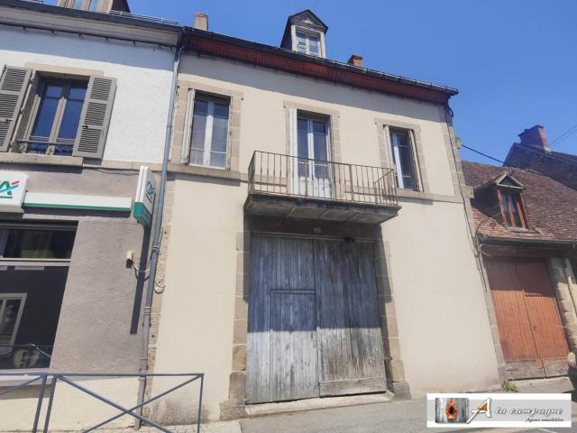Maison de bourg à rénover entièrement selon vos envies