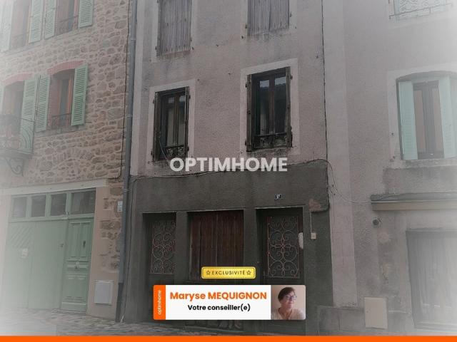 Maison de bourg a restaurer