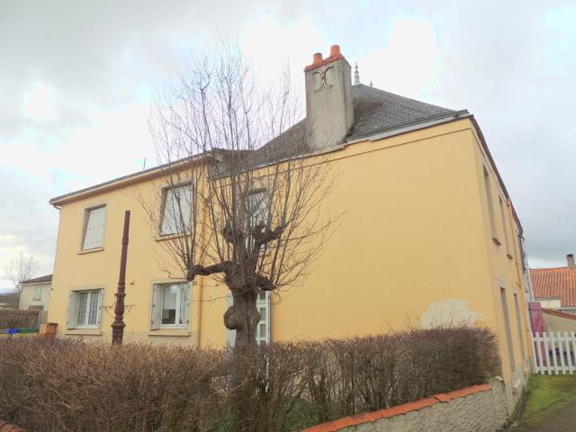 Maison de bourg à Sainte Florence 85140