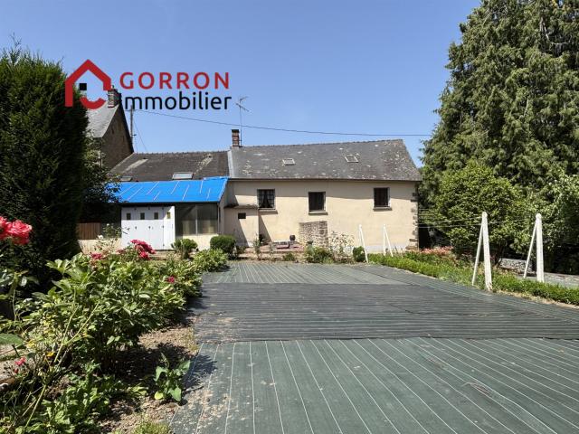 Maison de bourg avec jardin et garage 121m² Désertines