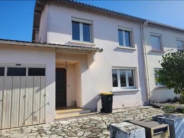 Maison de bourg de 4 pièces principales