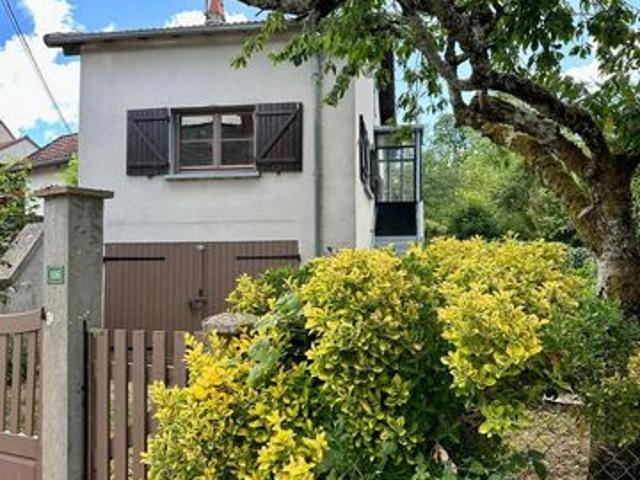 Maison de bourg de 54m2 avec un beau jardin