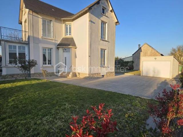 Maison de bourg de 75m2 avec garage et terrain