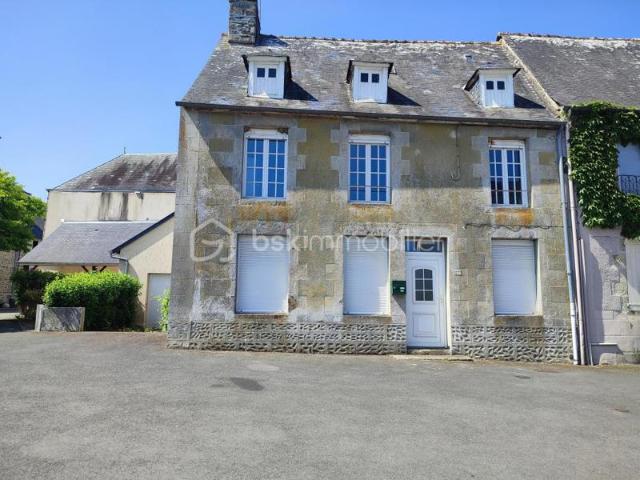Maison de bourg de 85 m2 à rénovée Couptrain