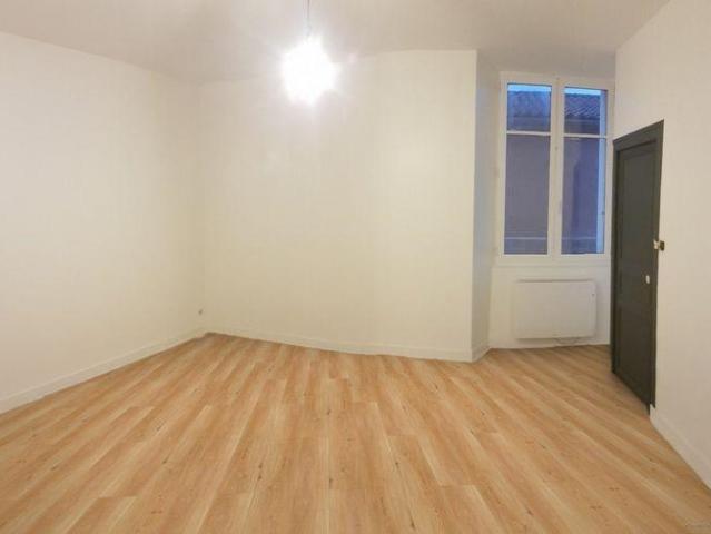 Maison de bourg Montferrand 65m2