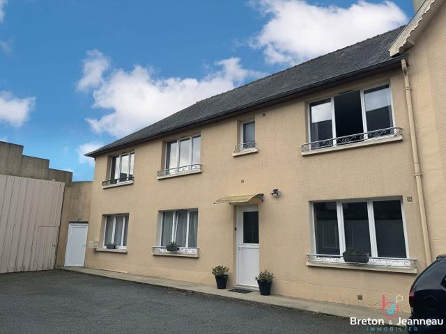 Maison de bourg secteur Lassay les Châteaux 195m² Le Horps