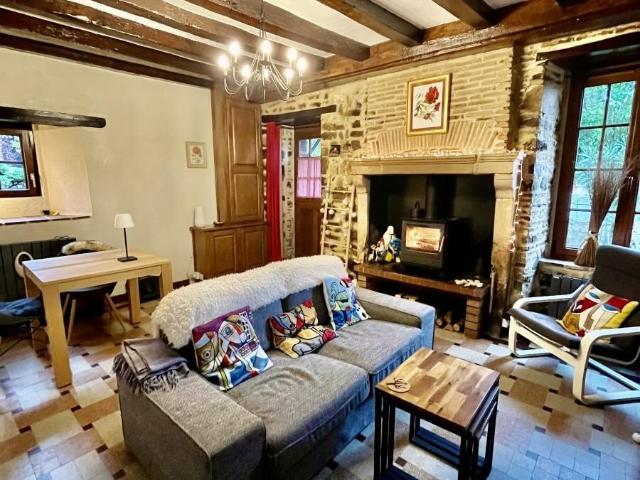 Maison de bourg ST DENIS D'ORQUES