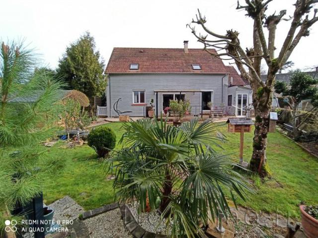 Maison de bourg, superbes prestations, 135 m2, trois chambre