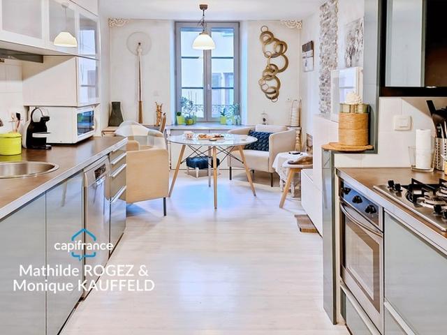 ? Maison de bourg rénovée – 76 m² – Centre de Courpière