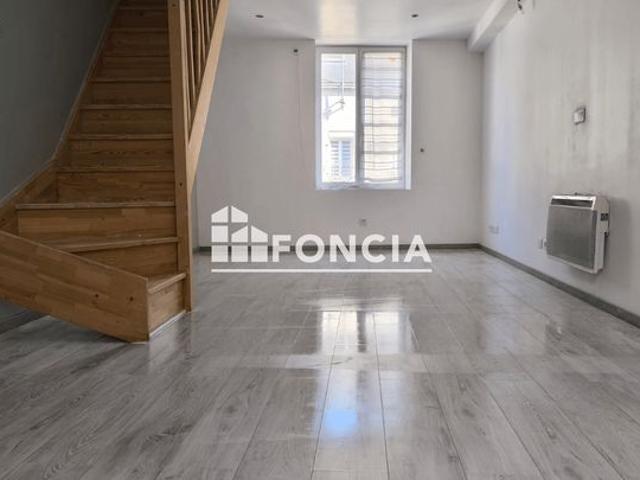 Maison de bourg rénovée à Manthelan