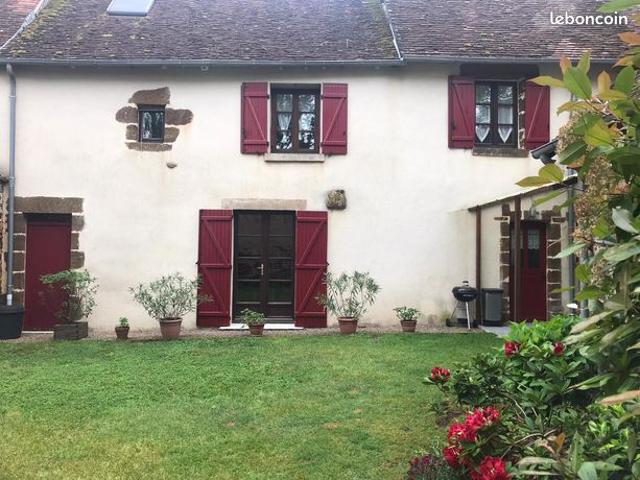 Maison de bourg rénovée avec goût Proche commodités DF 830 B