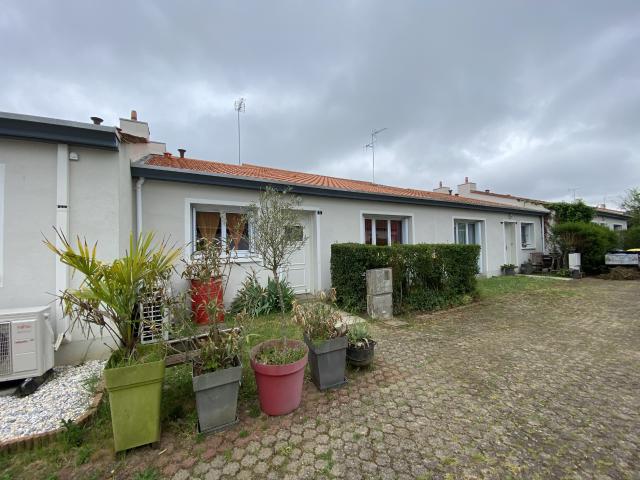 Maison de deux chambres + mezzanine