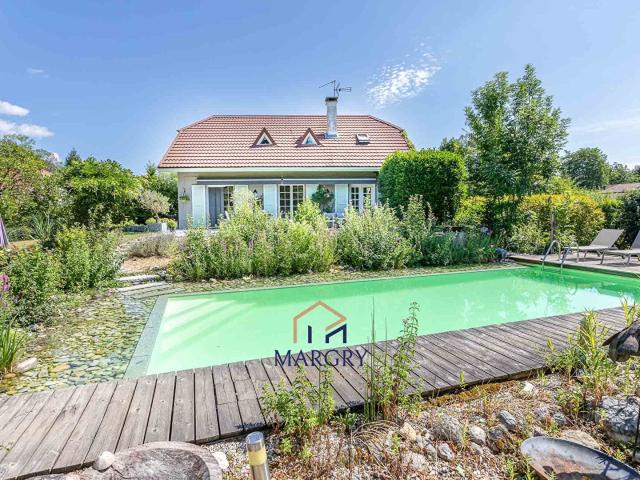 Maison de famille à Chevry Prevessin, grand terrain avec pis. 189m² Chevry