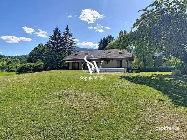 Maison de Famille à vendre 7 pièces 200 m2 hab. 245 utiles 2000m2 terrain prox. Lac proche de ANNECY 74