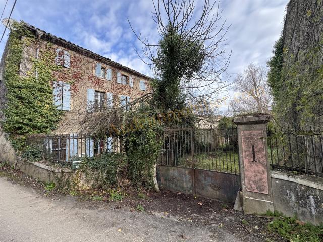 Maison de famille avec jardin et dépendances 278m² Limoux