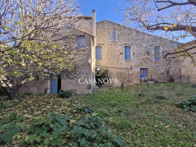Maison de famille Chambre d'hôtes Gîtes 690m² Pézenas