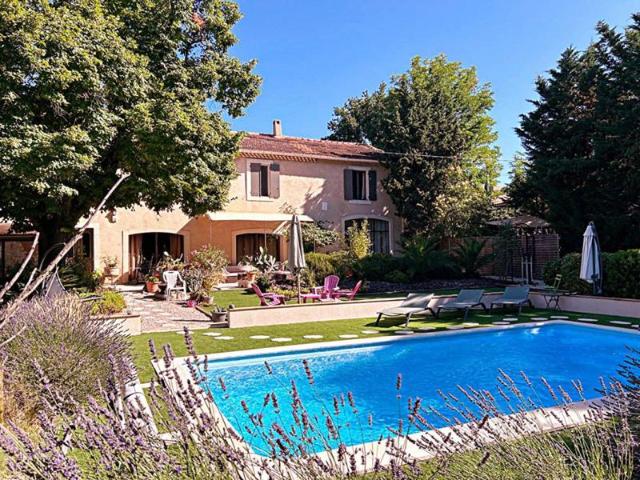 MAISON DE FAMILLE ET MAS AUTHENTIQUE