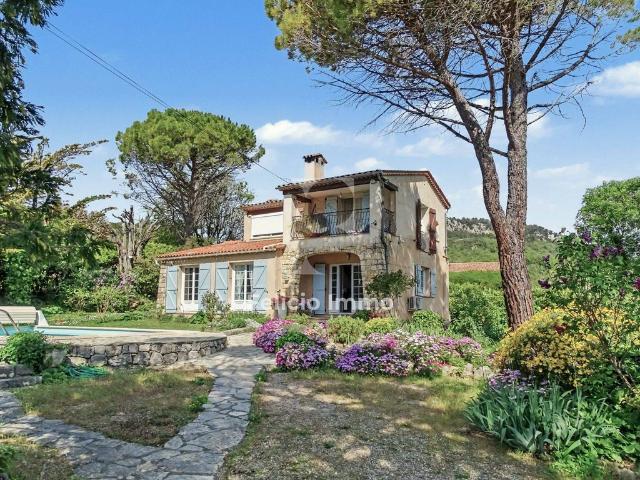 Maison de luxe 4 chambres en vente à Châteauneuf Grasse, Provence Alpes Côte d'Azur