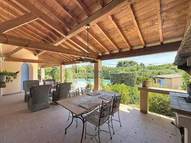 Maison de luxe 4 chambres en vente à Clermont l'Hérault, France