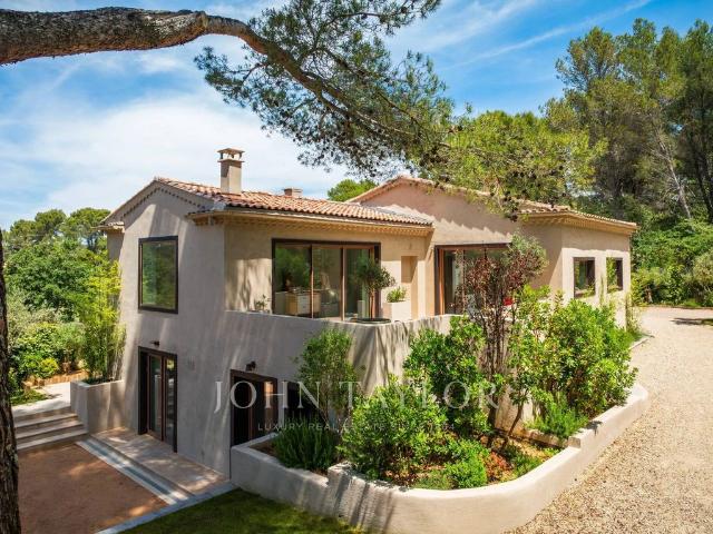 Maison de luxe 4 chambres en vente à Aix en Provence, Provence Alpes Côte d'Azur