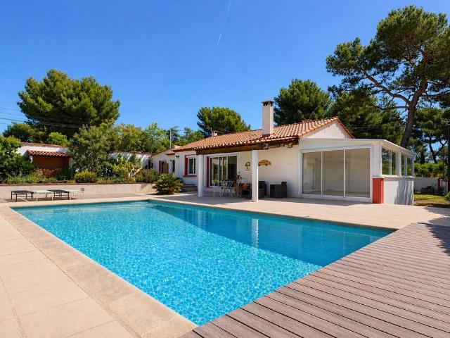 Maison de luxe 4 chambres en vente à Allauch, France