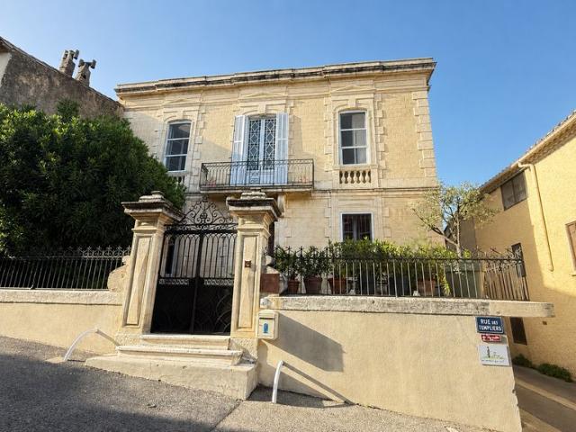 Maison de luxe 4 chambres en vente à Beauvoisin, France