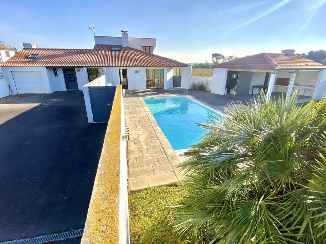 Maison de luxe 4 chambres en vente à Givrand, France