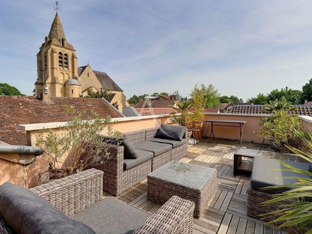 Maison de luxe 4 chambres en vente à Le Mesnil le Roi, Île de France