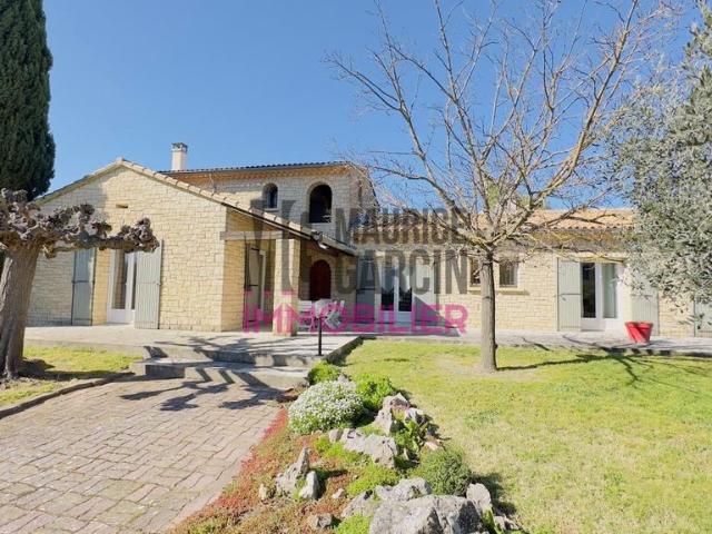 Maison de luxe 4 chambres en vente à Mazan, France