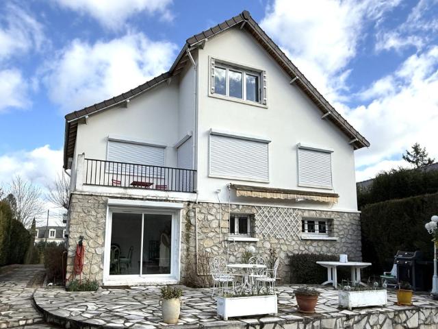 Maison de luxe 4 chambres en vente à Poissy, France