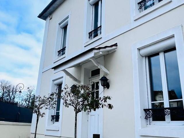 Maison de luxe 5 chambres en vente à Claye Souilly, France