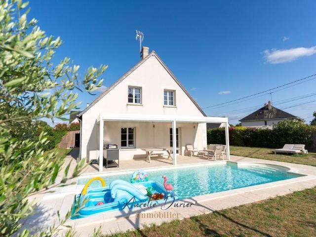Maison de luxe en vente à Tours, France